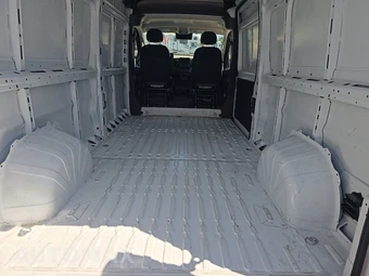 2026 Ram ProMaster 2500 Cargo Van Tradesman w/Passenger Seat High Roof 159.0" WB - miniatura 17