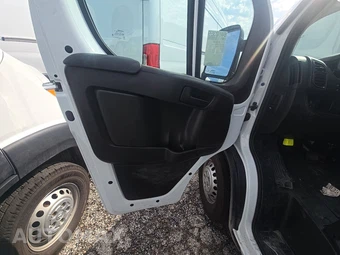 2026 Ram ProMaster 2500 Cargo Van Tradesman w/Passenger Seat High Roof 159.0" WB - miniatura 9