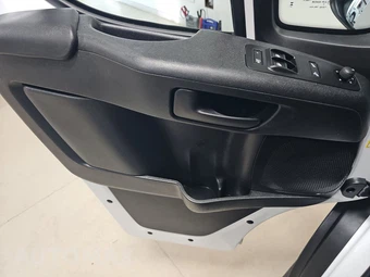 2026 Ram ProMaster 2500 Cargo Van Tradesman w/Passenger Seat High Roof 159.0" WB - miniatura 9
