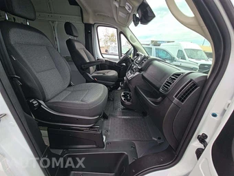 2026 Ram ProMaster 2500 Cargo Van Tradesman w/Passenger Seat High Roof 159.0" WB - miniatura 18