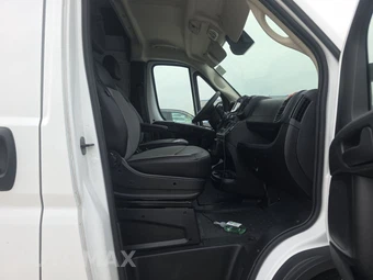 2026 Ram ProMaster 2500 Cargo Van Tradesman w/Passenger Seat High Roof 159.0" WB - miniatura 8