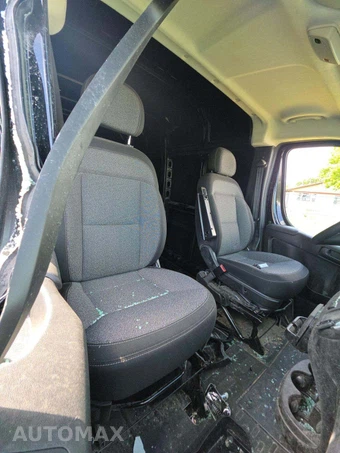 2026 Ram ProMaster 2500 Cargo Van Tradesman w/Passenger Seat High Roof 159.0" WB - miniatura 17