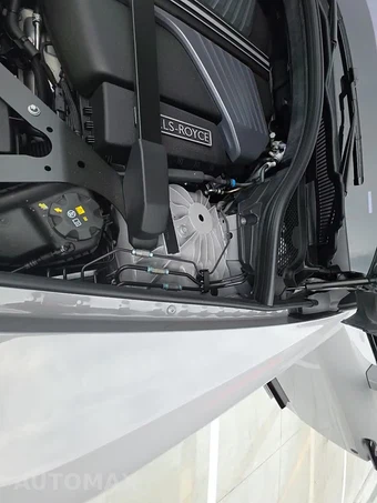 2026 Rolls-Royce Cullinan Black Badge – miniatura 19
