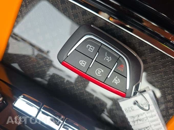 2026 Rolls-Royce Cullinan Black Badge – miniatura 5