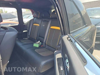 2026 Rolls-Royce Cullinan Black Badge – miniatura 13