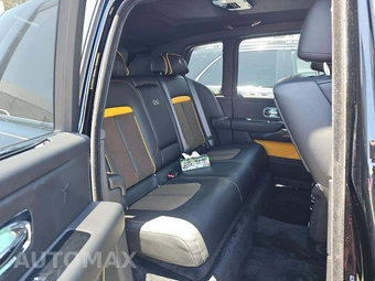 2026 Rolls-Royce Cullinan Black Badge – miniatura 16