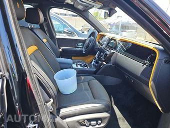 2026 Rolls-Royce Cullinan Black Badge – miniatura 18