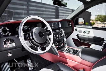 2026 Rolls-Royce Cullinan - miniatura 2