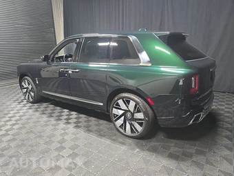 2026 Rolls-Royce Cullinan – miniatura 6
