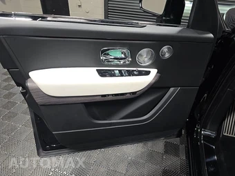 2026 Rolls-Royce Cullinan – miniatura 9