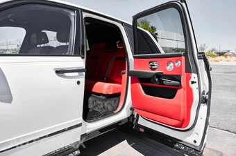 2026 Rolls-Royce Cullinan - miniatura 40