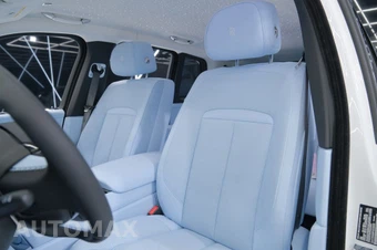 2026 Rolls-Royce Cullinan - miniatura 30