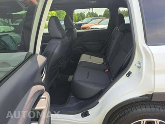 2026 Subaru Forester Premium - miniatura 13