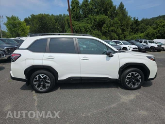 2026 Subaru Forester Premium - miniatura 4