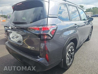 2026 Subaru Forester Premium - miniatura 3