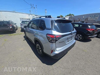 2026 Subaru Forester Premium - miniatura 2
