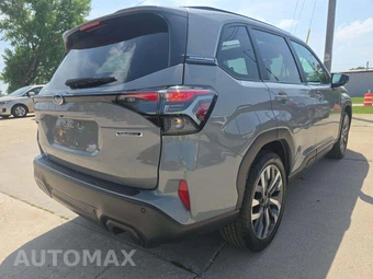 2026 Subaru Forester Touring - miniatura 3