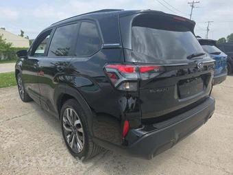 2026 Subaru Forester Touring - miniatura 2