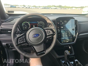 2026 Subaru Forester Touring Hybrid - miniatura 11