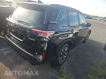 2026 Subaru Forester Touring Hybrid - miniatura 4