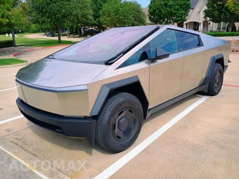 2026 Tesla Cybertruck Crew Cab Medium Bed - car from the USA, Manheim Buy-Now listing at AUTOMAX