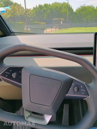 2026 Tesla Cybertruck Crew Cab Medium Bed - miniatura 7