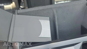 2026 Tesla Cybertruck Crew Cab Medium Bed - miniatura 17