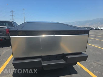 2026 Tesla Cybertruck Crew Cab Medium Bed - miniatura 5