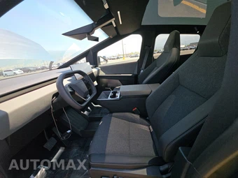2026 Tesla Cybertruck Crew Cab Medium Bed - miniatura 7