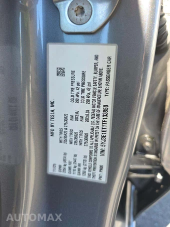 2026 Tesla Model 3 Performance - miniatura 2