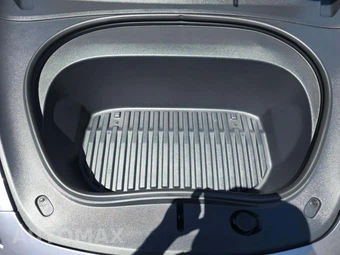 2026 Tesla Model 3 Performance - miniatura 20