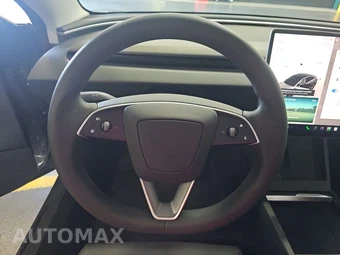 2026 Tesla Model 3 Performance - miniatura 10