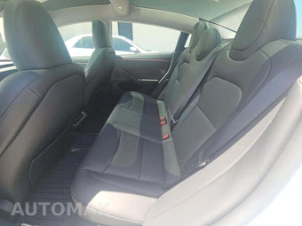 2026 Tesla Model 3 Premium – miniatura 13