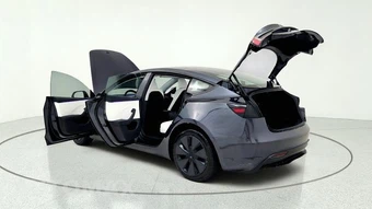 2026 Tesla Model 3 Premium - miniatura 16