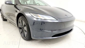2026 Tesla Model 3 Premium - miniatura 23