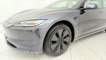 2026 Tesla Model 3 Premium - miniatura 25