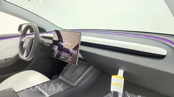 2026 Tesla Model 3 Premium - miniatura 34