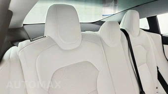 2026 Tesla Model 3 Premium - miniatura 39