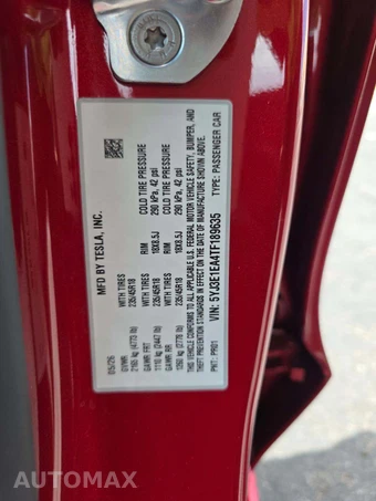 2026 Tesla Model 3 Premium – miniatura 2