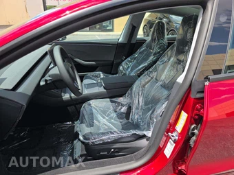 2026 Tesla Model 3 Premium – miniatura 3