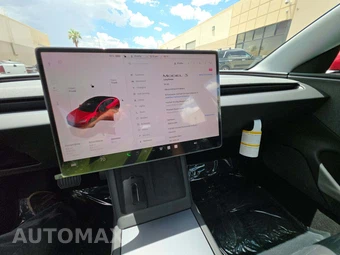 2026 Tesla Model 3 Premium – miniatura 7