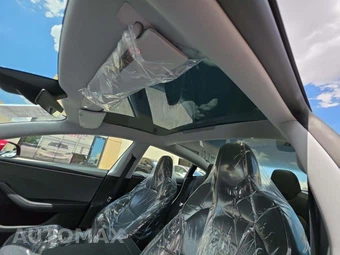 2026 Tesla Model 3 Premium – miniatura 8