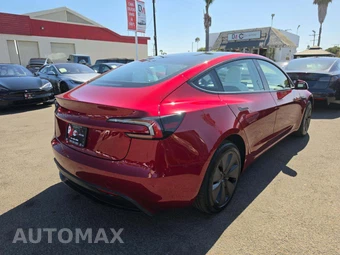 2026 Tesla Model 3 Premium – miniatura 3