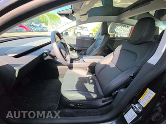 2026 Tesla Model 3 Premium – miniatura 6