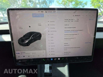 2026 Tesla Model 3 Premium – miniatura 9