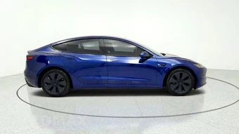 2026 Tesla Model 3 Standard - miniatura 10