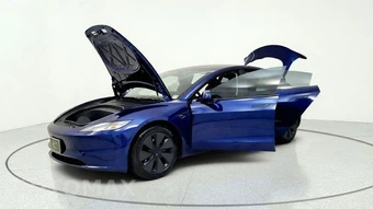 2026 Tesla Model 3 Standard - miniatura 14