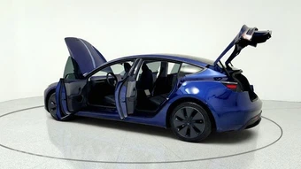 2026 Tesla Model 3 Standard - miniatura 16