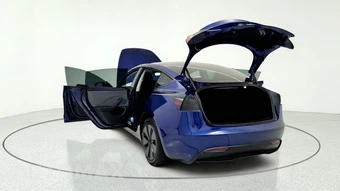 2026 Tesla Model 3 Standard - miniatura 17