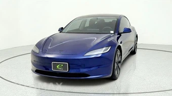 2026 Tesla Model 3 Standard - miniatura 3